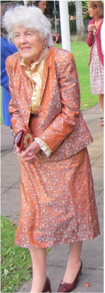 Older lady sustainable Co-ord skirt suit