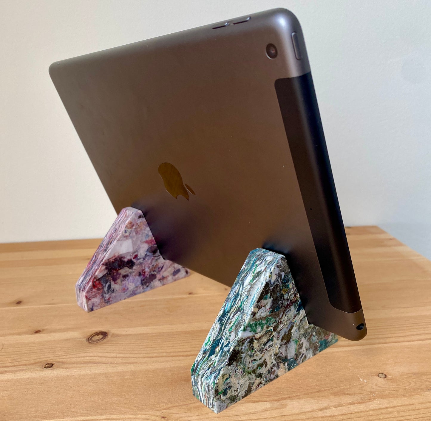 Fabreco Phone & Tablet Stands