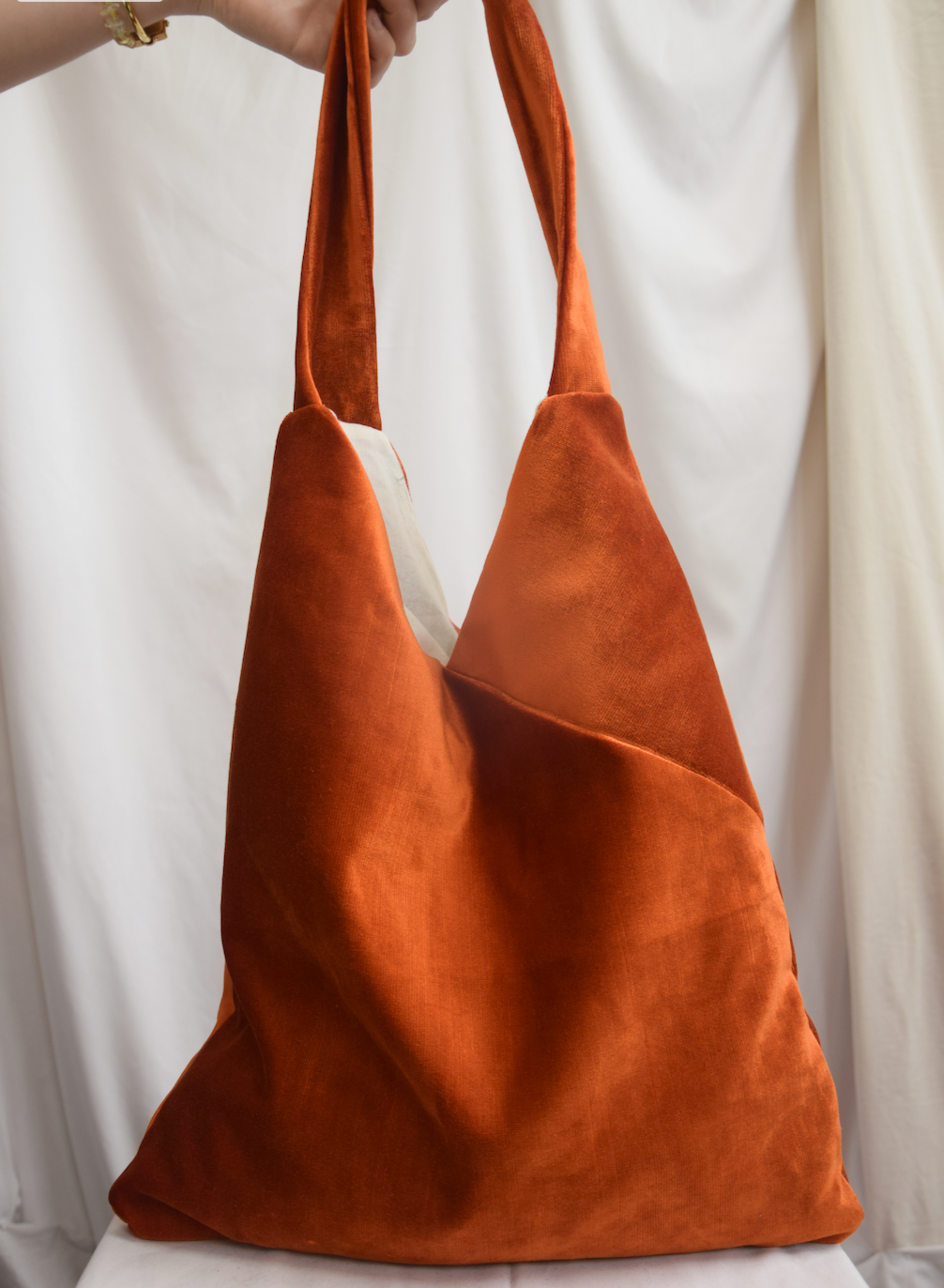 sustainable puffer tote