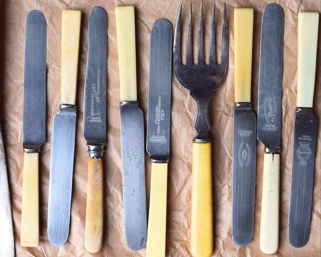 Fabreco® Vintage Knife & Fork Set - Aubergine